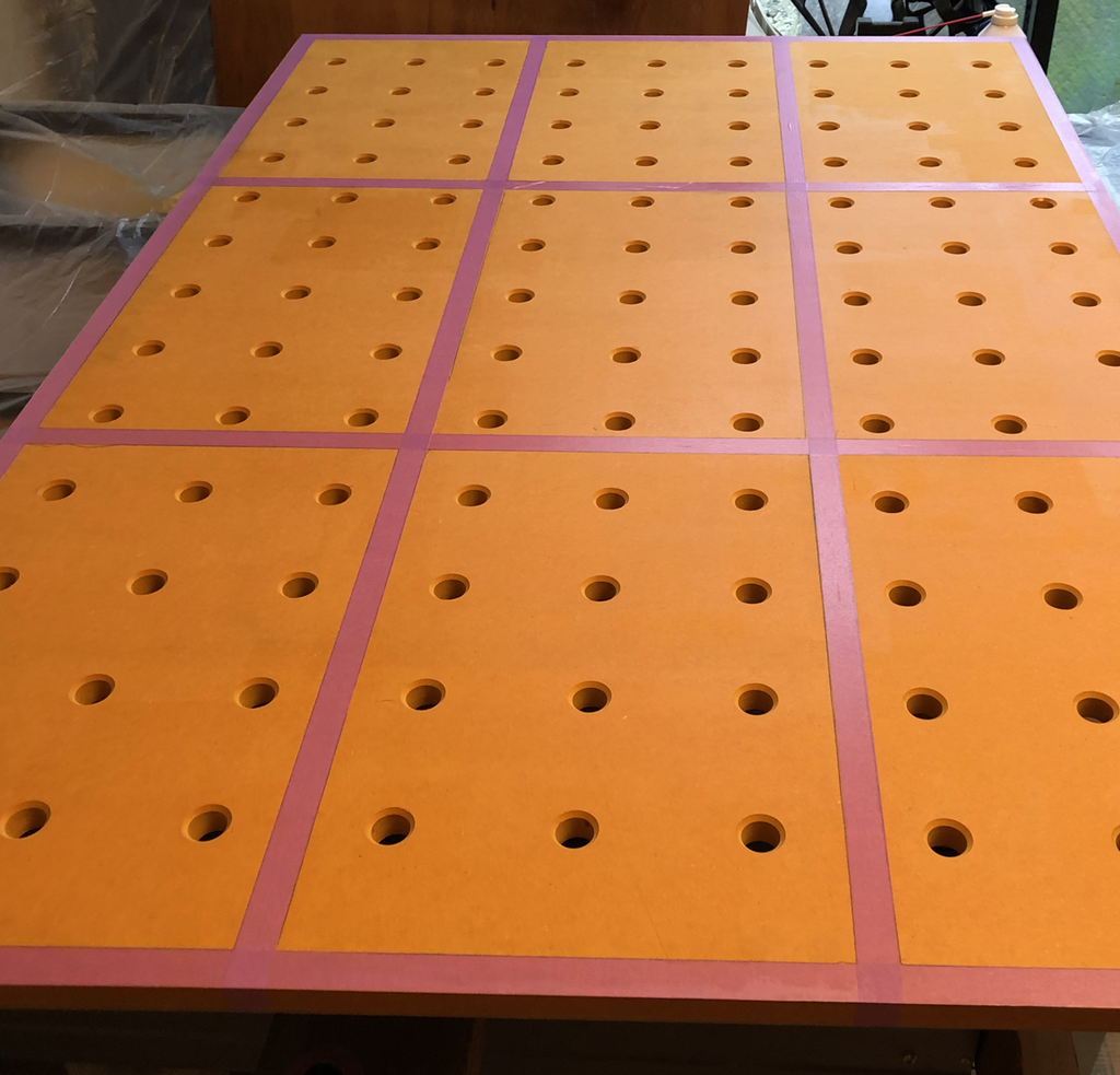 holes_bottom.png